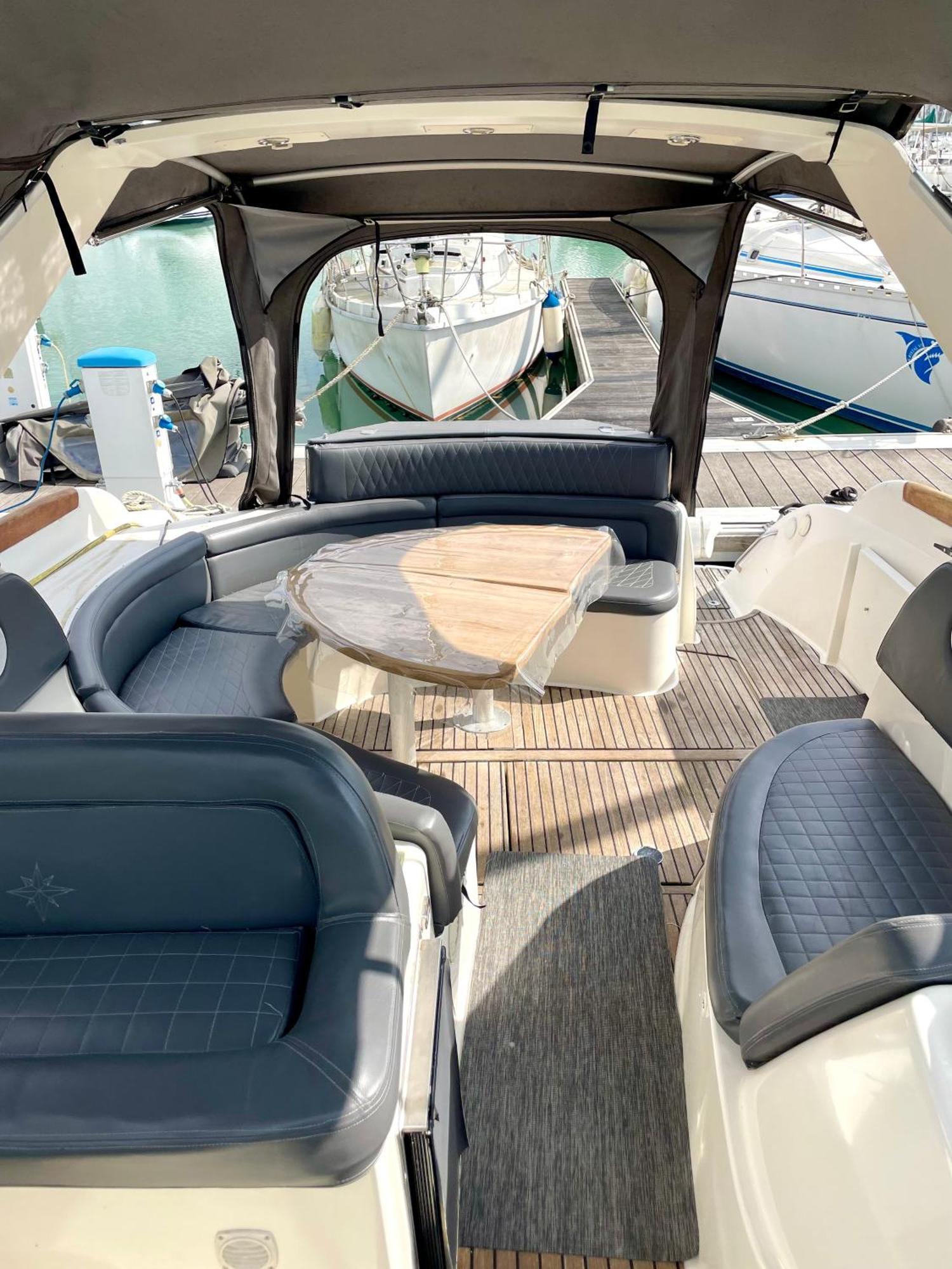לה רושל Une Nuit Sur Un Magnifique Bateau Linge Et Menage Inclus - Boat Paradise La Rochelle מראה חיצוני תמונה